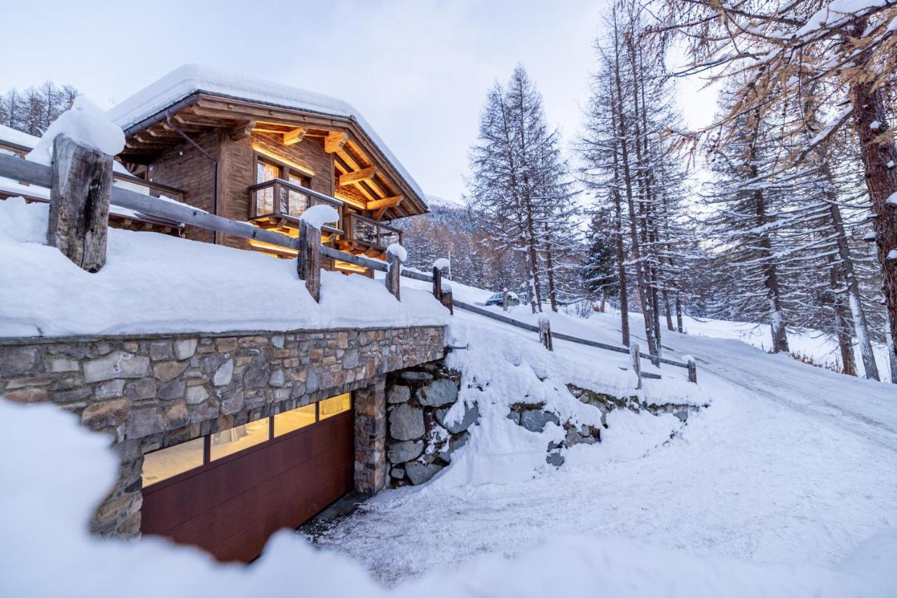 Chalet Imbosc'Che - 5 Beautiful Rooms In Charming B&B Livigno Exterior photo